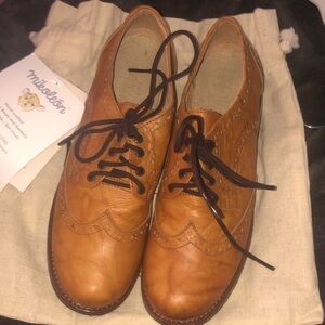 Grogeous Mikoleon brogues